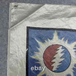 GRATEFUL DEAD Band Vtg Flag Banner Tapestry Wall Hanging 84-RARE 43x43 Red Rocks