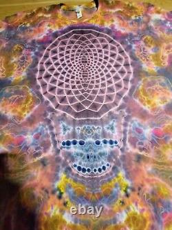 One of a kind Tie dye Men's 2XL. Mandala Tie Dye grateful dead Shibori
