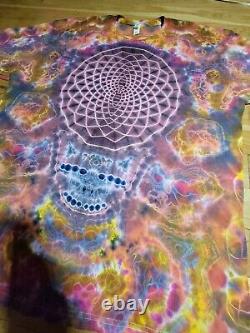 One of a kind Tie dye Men's 2XL. Mandala Tie Dye grateful dead Shibori