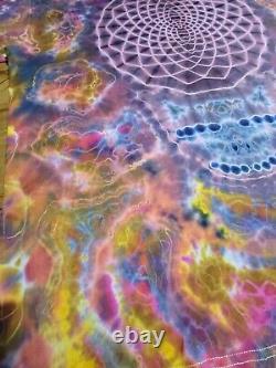 One of a kind Tie dye Men's 2XL. Mandala Tie Dye grateful dead Shibori