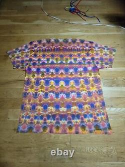 One of a kind Tie dye Men's 2XL. Mandala Tie Dye grateful dead Shibori
