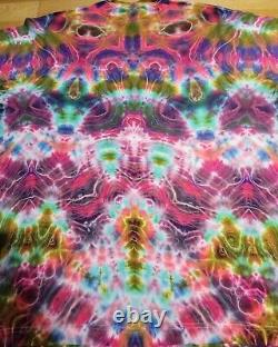 One of a kind Tie dye Men's 2XL. Mandala Tie Dye grateful dead Shibori Ron Star