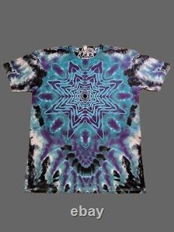 One of a kind Tie dye Men's LARGE. Mandala Tie Dye grateful dead Shibori EGG