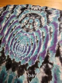 One of a kind Tie dye Men's LARGE. Mandala Tie Dye grateful dead Shibori EGG