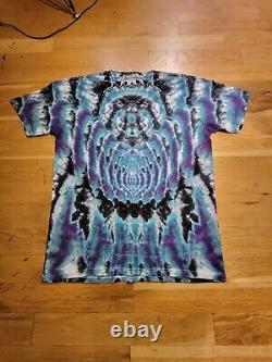 One of a kind Tie dye Men's LARGE. Mandala Tie Dye grateful dead Shibori EGG