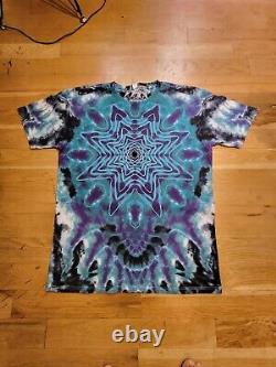 One of a kind Tie dye Men's LARGE. Mandala Tie Dye grateful dead Shibori EGG