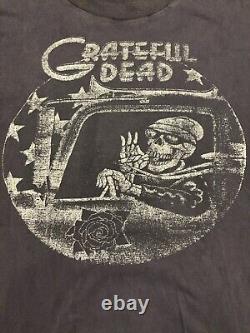 Vintage Grateful Dead Tour T-shirt Rare Band Tee Size L